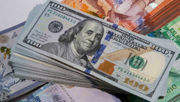 В Узбекистане обновили курс иностранных валют на 14 октября