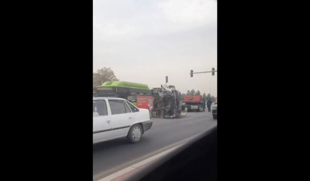 В Мирабадском районе произошло серьёзное ДТП с участием автобуса