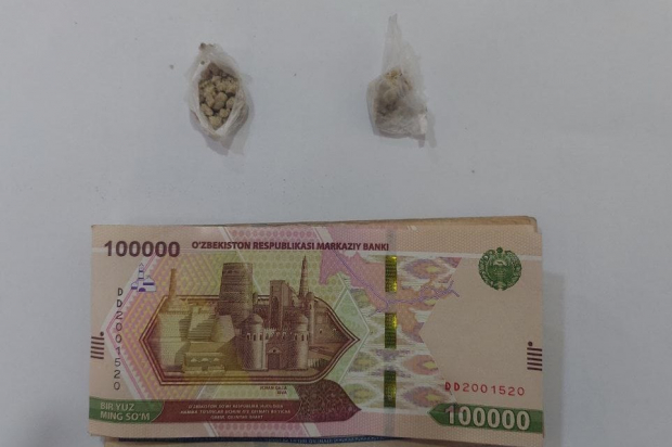 В Хорезме задержали девушку, которая торговала героином