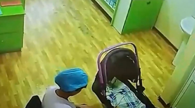 В Наманганском спецдетдоме избили девочку-инвалида