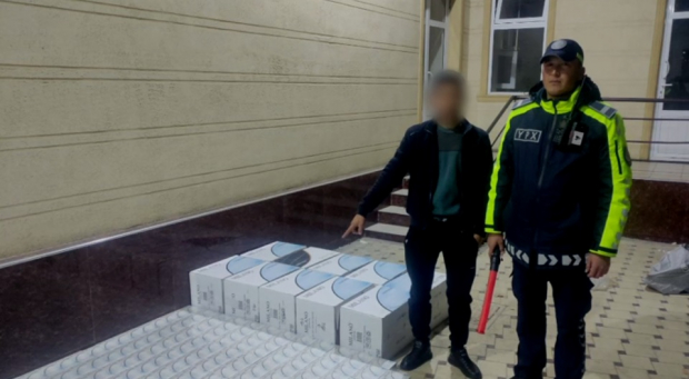 В Папском районе сотрудники ДПС пресекли перевозку контрабандной табачной продукции - видео