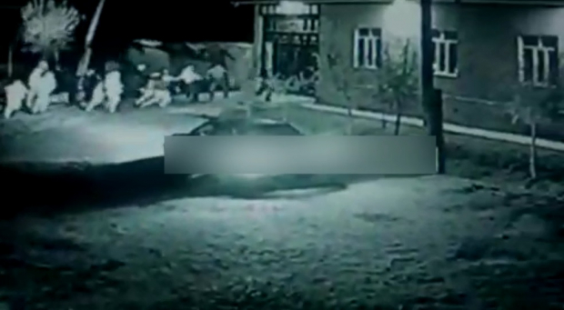 В Кашкадарье во время драки нанесли ножевое ранение человеку, который начал разнимать - видео