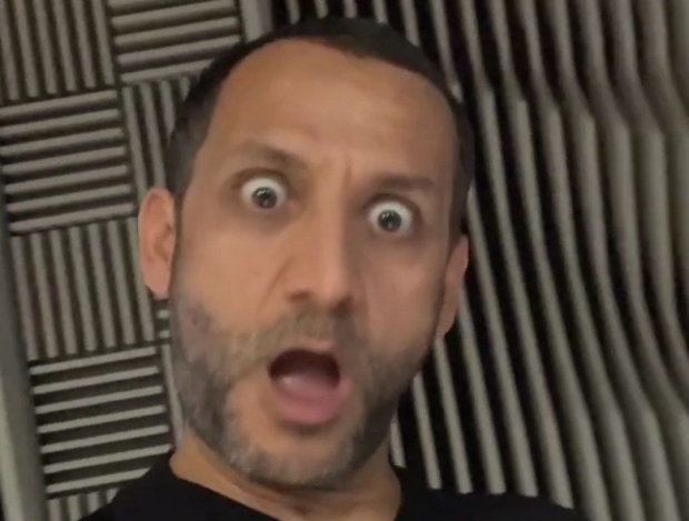 Поклонники засомневались в адекватности Жахонгира Отажонова — видео