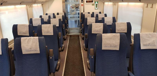 В Узбекистане на зимних каникулах студенты вузов смогут купить билеты на поезд за полцены