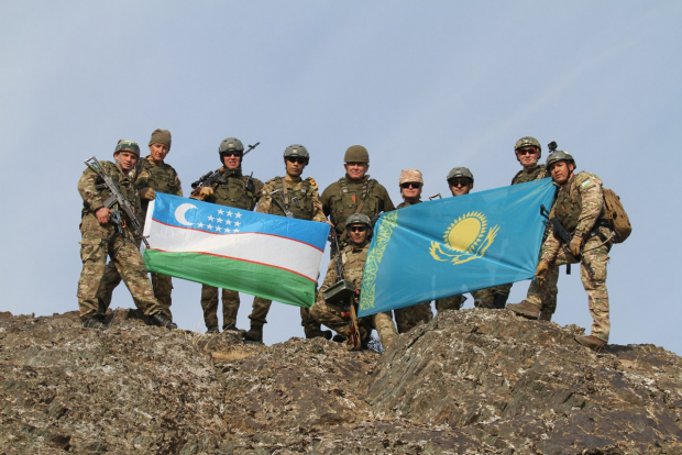 Эксперты прогнозируют военное сотрудничество Узбекистана и Казахстана