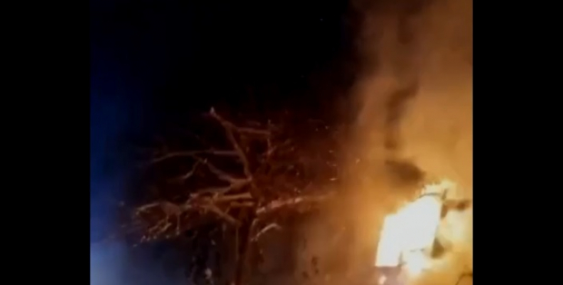 В Янгихаётском районе произошёл пожар, который унёс жизни 2 граждан - видео