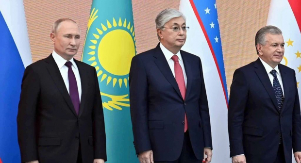 Россия видит растущее влияние США в Узбекистане
