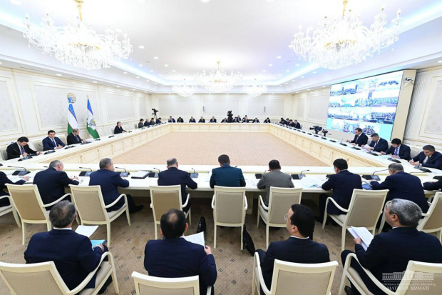 Президент Узбекистана назвал виновных в энергетическом кризисе