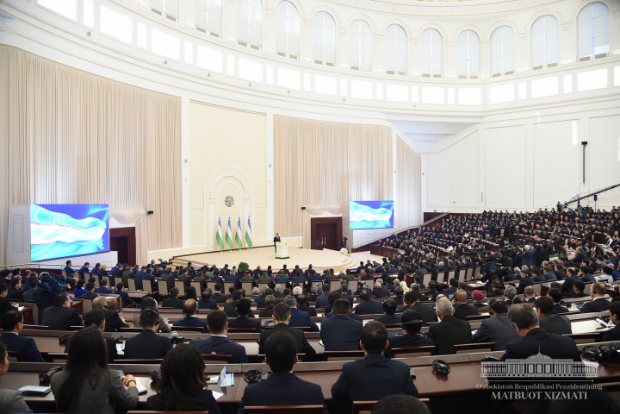 Названа дата обращения президента Узбекистана к парламенту