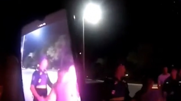 В Навои вынесли приговор женщине, которая заступилась за мужчину и напала на сотрудника ДПС