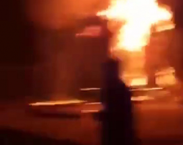 В Фергане произошёл пожар, загорелся трансформатор — видео