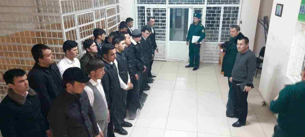 Жители Каракалпакстана устроили массовую драку во время празднования свадьбы - видео