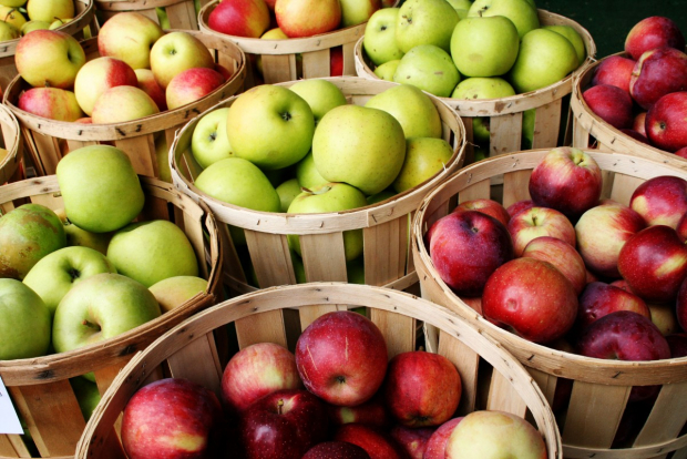 В Казахстане пожаловались на узбекских импортеров яблок