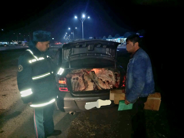 В Ташкент вновь пытались провести более 300 кг мяса неизвестного происхождения
