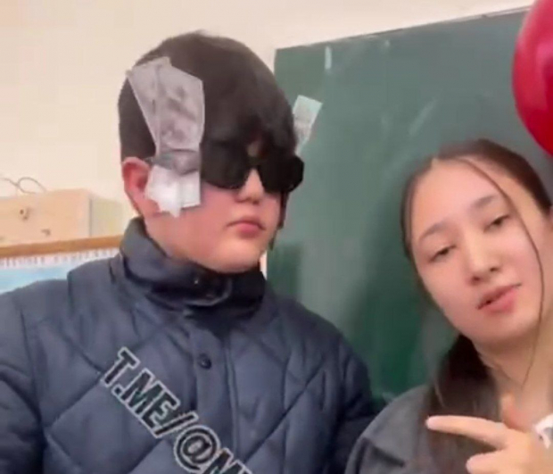 В Узбекистане школьницы сняли тренд под песню Инстасамки, за что их родителям пришлось извиняться