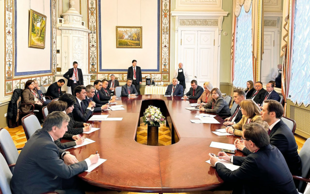 Министры здравоохранения Узбекистана и России провели переговоры