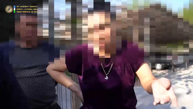 В Ташкенте задержали женщину, которая не знала, что торговала психотропными препаратами - видео