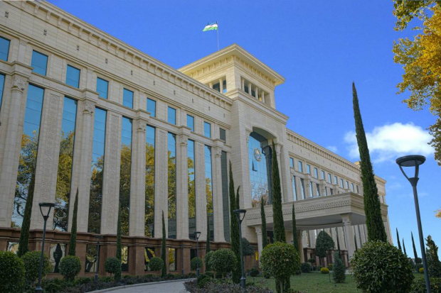 Открыть банк в Узбекистане станет намного дороже