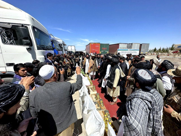 Узбекистан направил 180 тонн гуманитарной помощи Афганистану