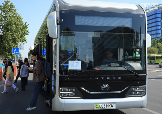 Китай перестал посылать автобусы в Россию из-за Узбекистана