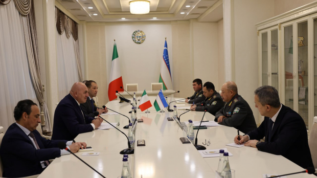 Министры обороны Узбекистана и Италии провели переговоры