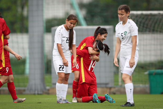 Женская сборная Узбекистана по футболу крупно проиграла Вьетнаму