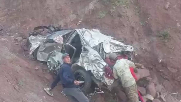В Сурхандарье автомобиль упал с обрыва, есть погибшие