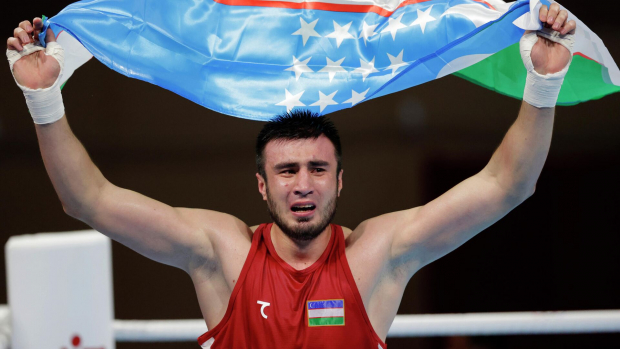 Узбекский боксёр Баходир Джалолов досрочно прошёл в  финал ЧМ