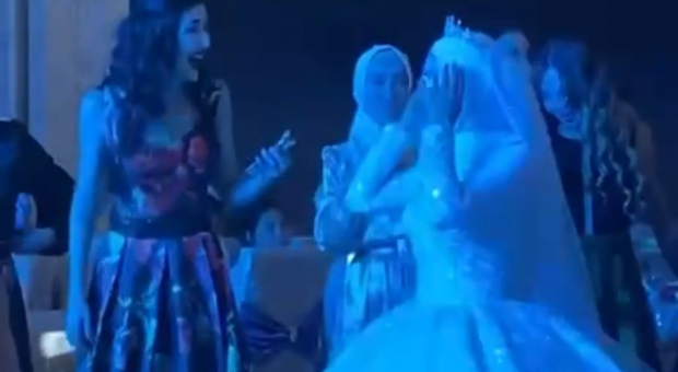 На узбекской свадьбе невеста исполнила «огненный» танец под Инстасамку и попала под критику — видео