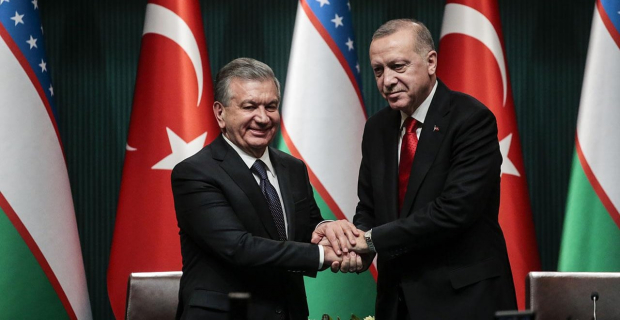 Шавкат Мирзиёев поздравил Эрдогана с прошедшими выборами