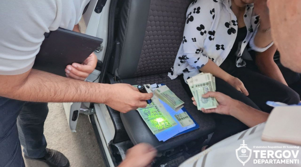 В Навои 34-летняя женщина шантажировала мужчину