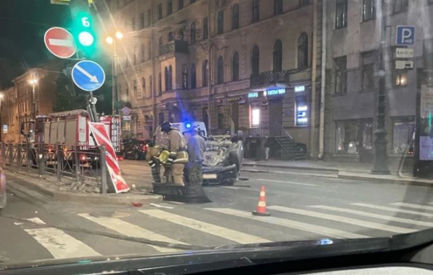 Узбекистанец устроил ДТП в центре Санкт-Петербурга