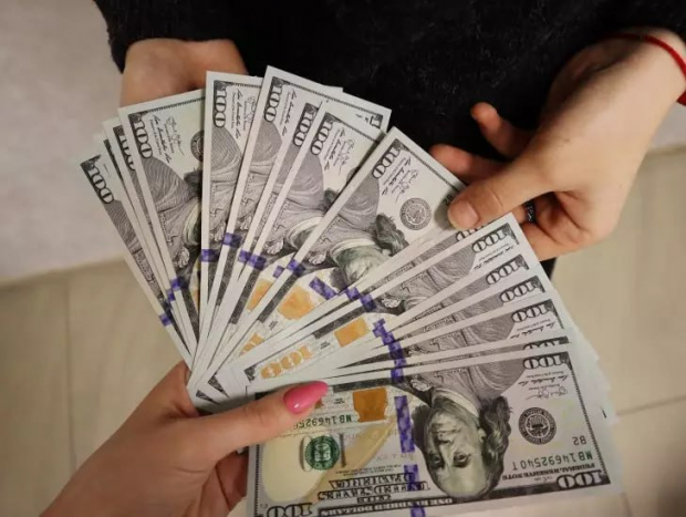 В Бухаре за должность медсестры потребовали 1600 долларов США