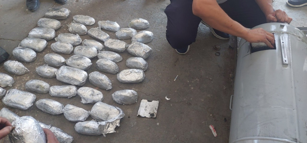 Из Таджикистана в Узбекистан пытались ввезти более 55кг наркотиков