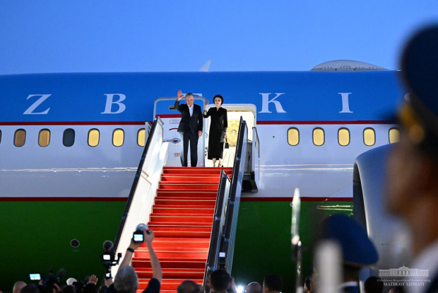 Шавкат Мирзиёев завершил государственный визит в Азербайджан