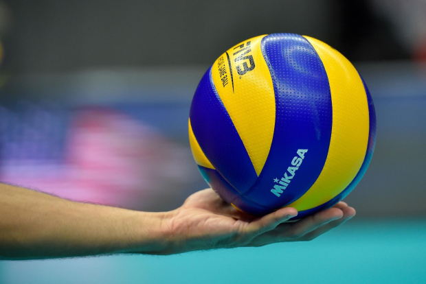 Казахстанцы разгромили узбекистанцев на чемпионате Азии по волейболу