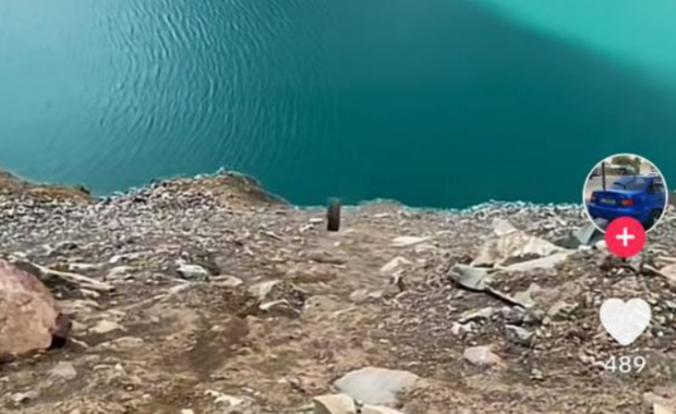 В Ташобласти неизвестные выбросили покрышку от грузового автомобиля в водохранилище «Чарвак» - видео