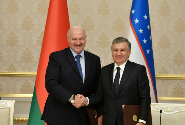 Лукашенко посетит Узбекистан — видео