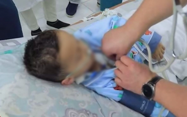В Фергане школьник выстрелил в пятилетнего ребёнка — видео