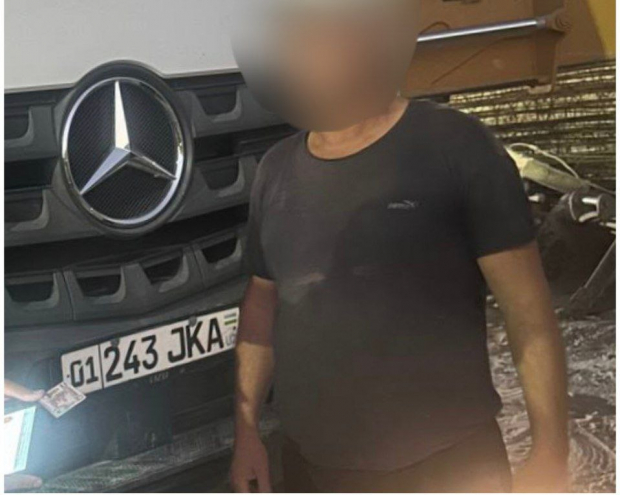 В Ташкенте наказали водителя автобетононасоса, который создал аварийную ситуацию - видео