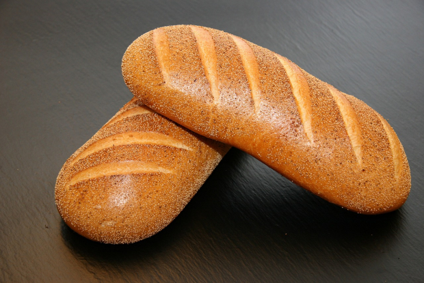 В Кыргызстане государство начало регулировать цены на хлеб