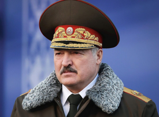 Лукашенко заявил, что США толкают Россию к «красной кнопке»
