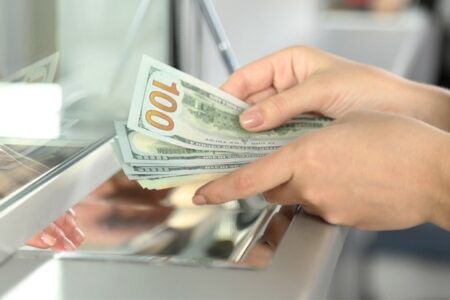 В Узбекистане вырос курс всех иностранных валют