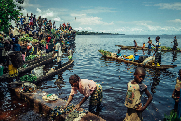 В Конго погибли 30 человек из-за затонувшего судна
