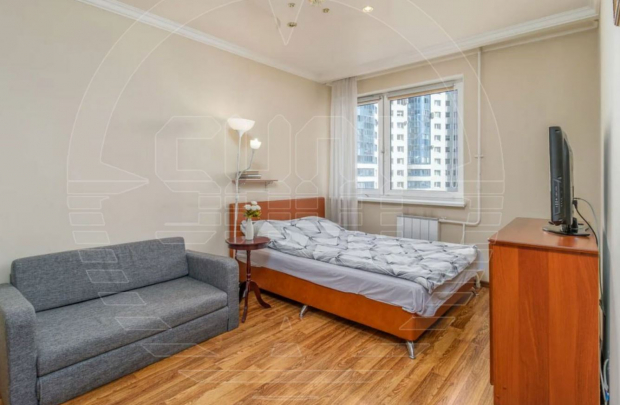 В Петербурге обнаружили труп узбекистанки, полмесяца пролежавший во встроенном ящике кровати