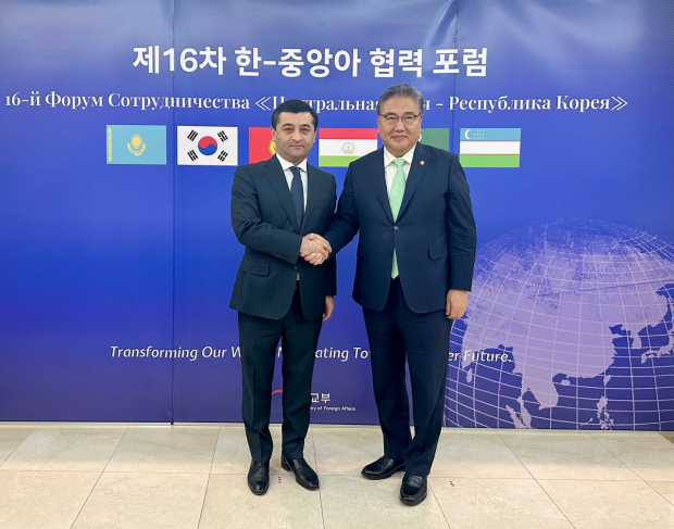 Бахтиёр Саидов в Ашхабаде провёл встречу с Министром иностранных дел Республики Корея