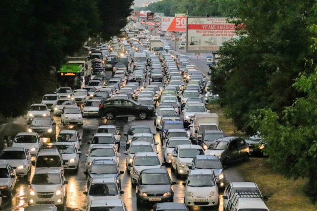 Власти рассказали, как победят пробки в Ташкенте