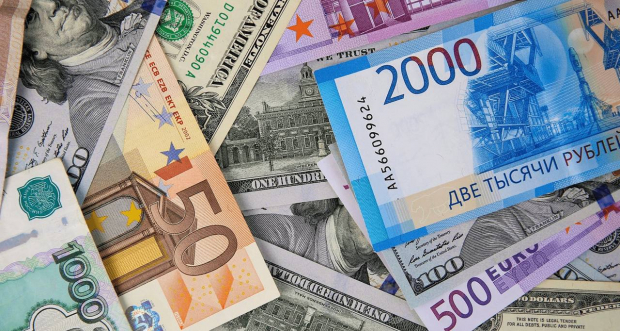 В Узбекистане обновили курс иностранных валют на 23 ноября