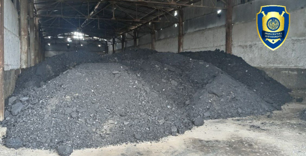 В Каракалпакстане совершили хищения угля, предназначенного для образовательных и медицинских учреждений