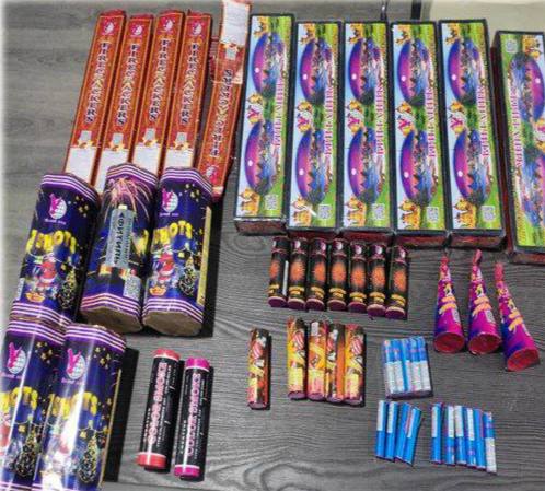 В Андижане задержан гражданин, который пытался провезти пиротехнику через таможенную границу